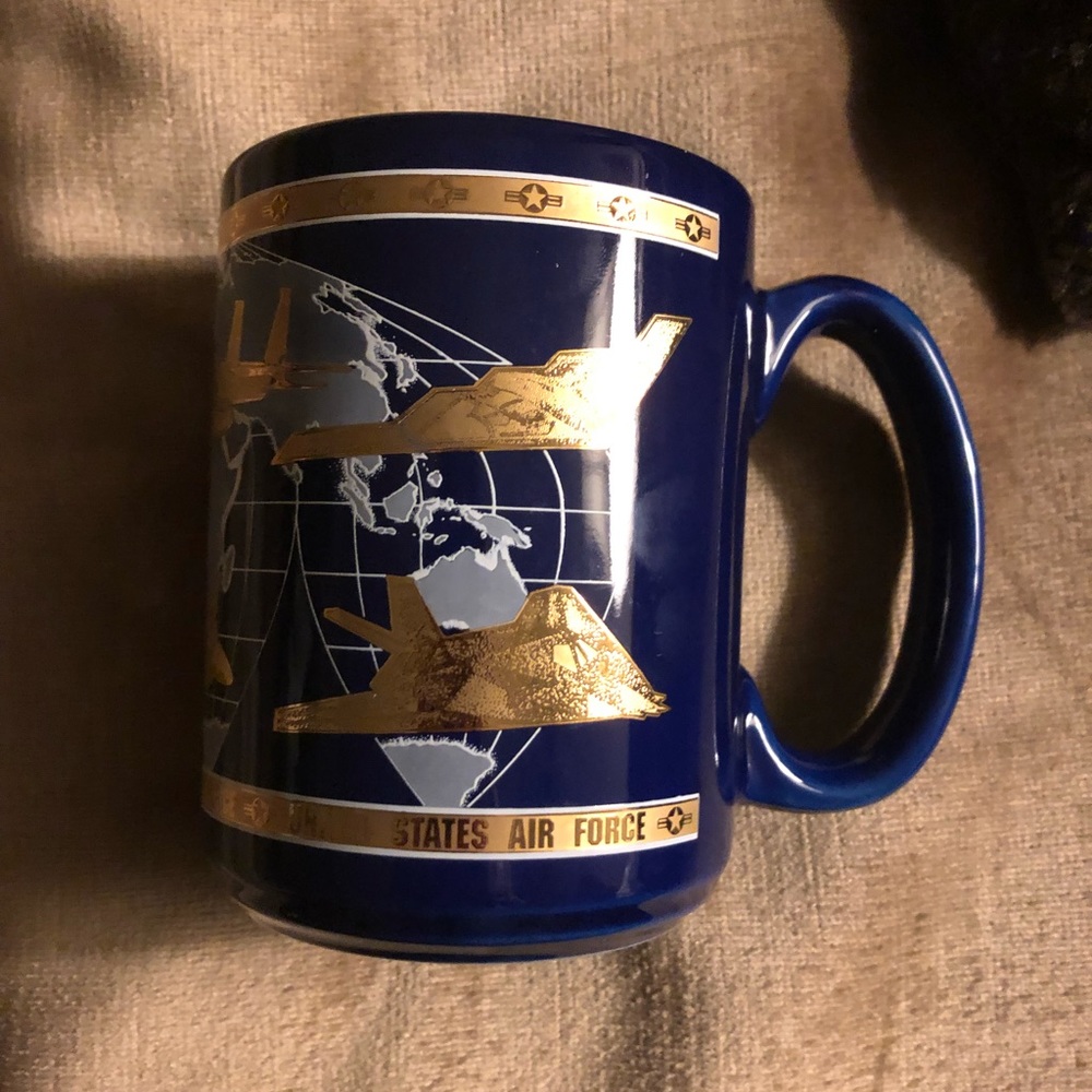 U.S. Air Force Mug - 555 *mug deal. $20 or $15 w/offer
